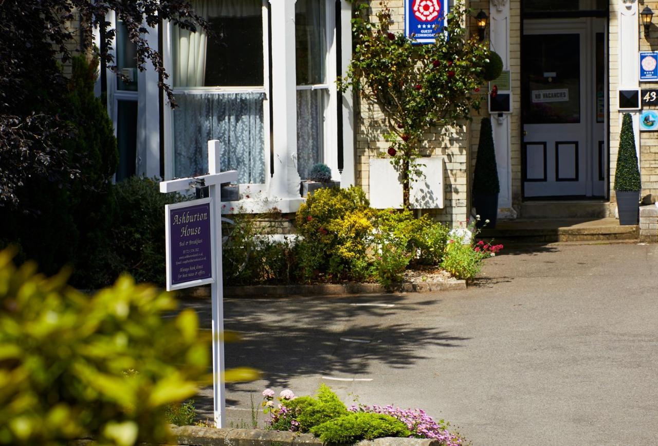 Ashburton House - B&B สการ์โบโรห์ ภายนอก รูปภาพ