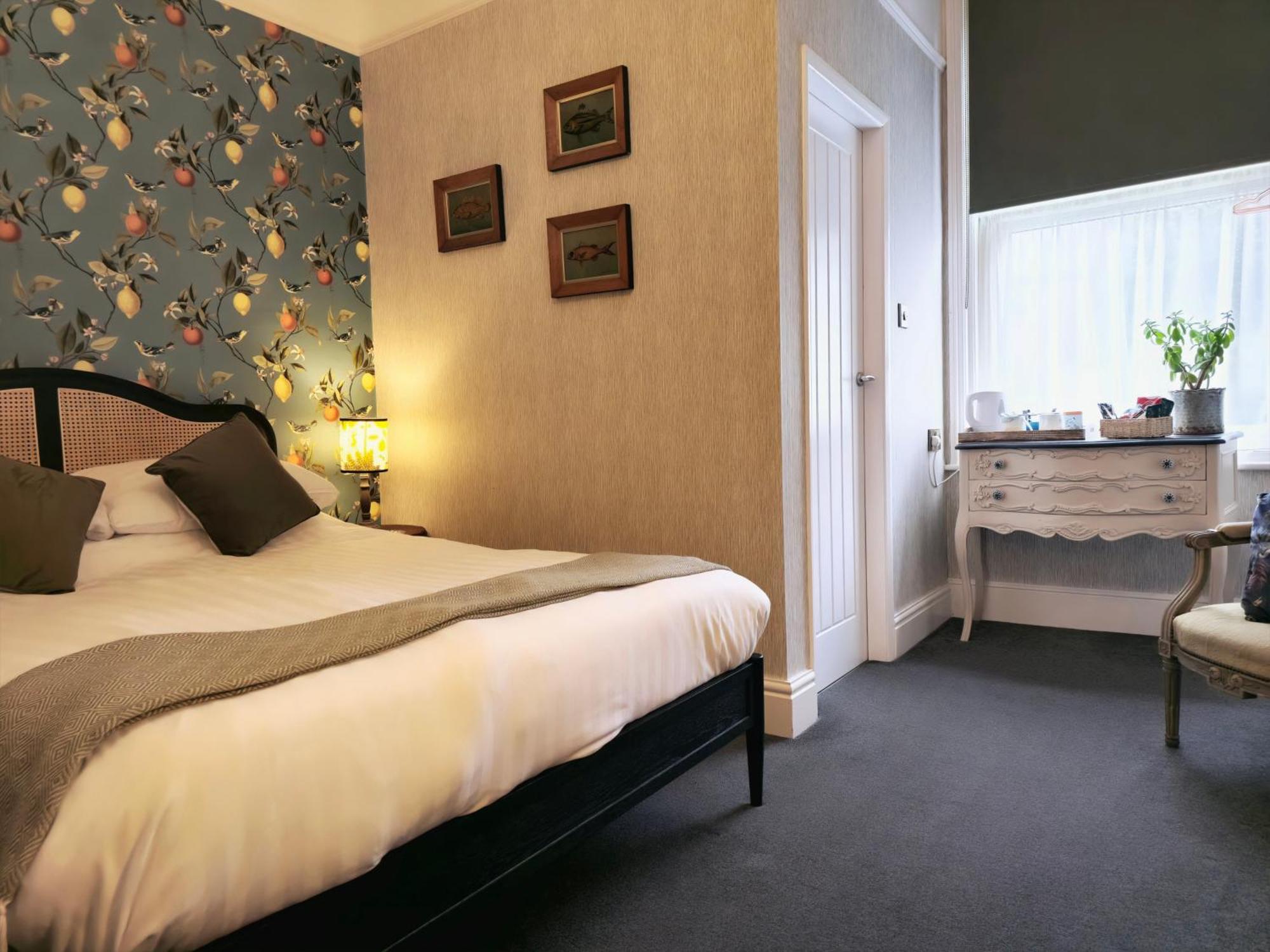 Ashburton House - B&B สการ์โบโรห์ ภายนอก รูปภาพ